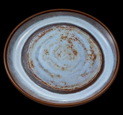 Blue-gray glazed plate